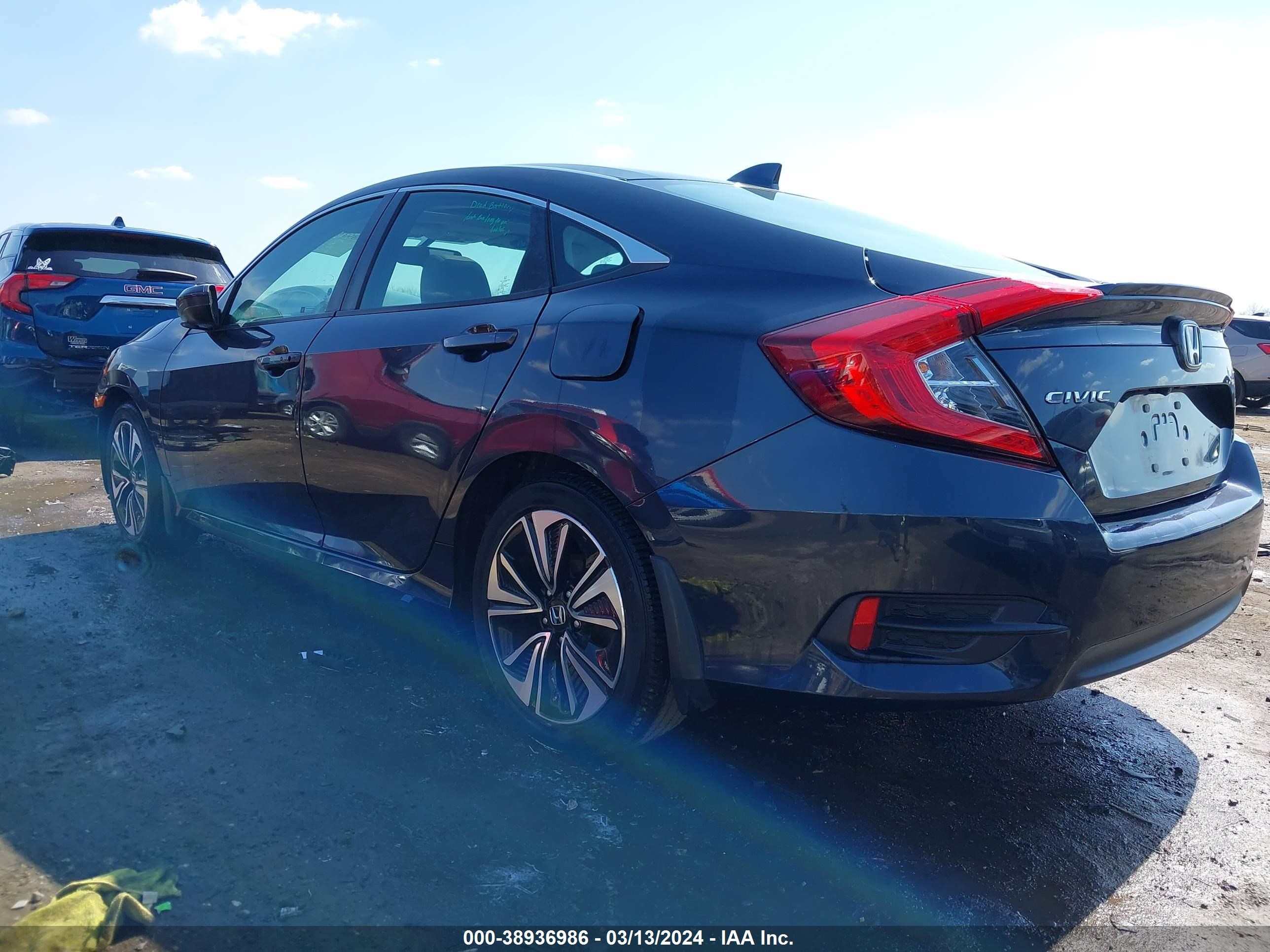 Photo 2 VIN: 2HGFC1F79HH635464 - HONDA CIVIC 