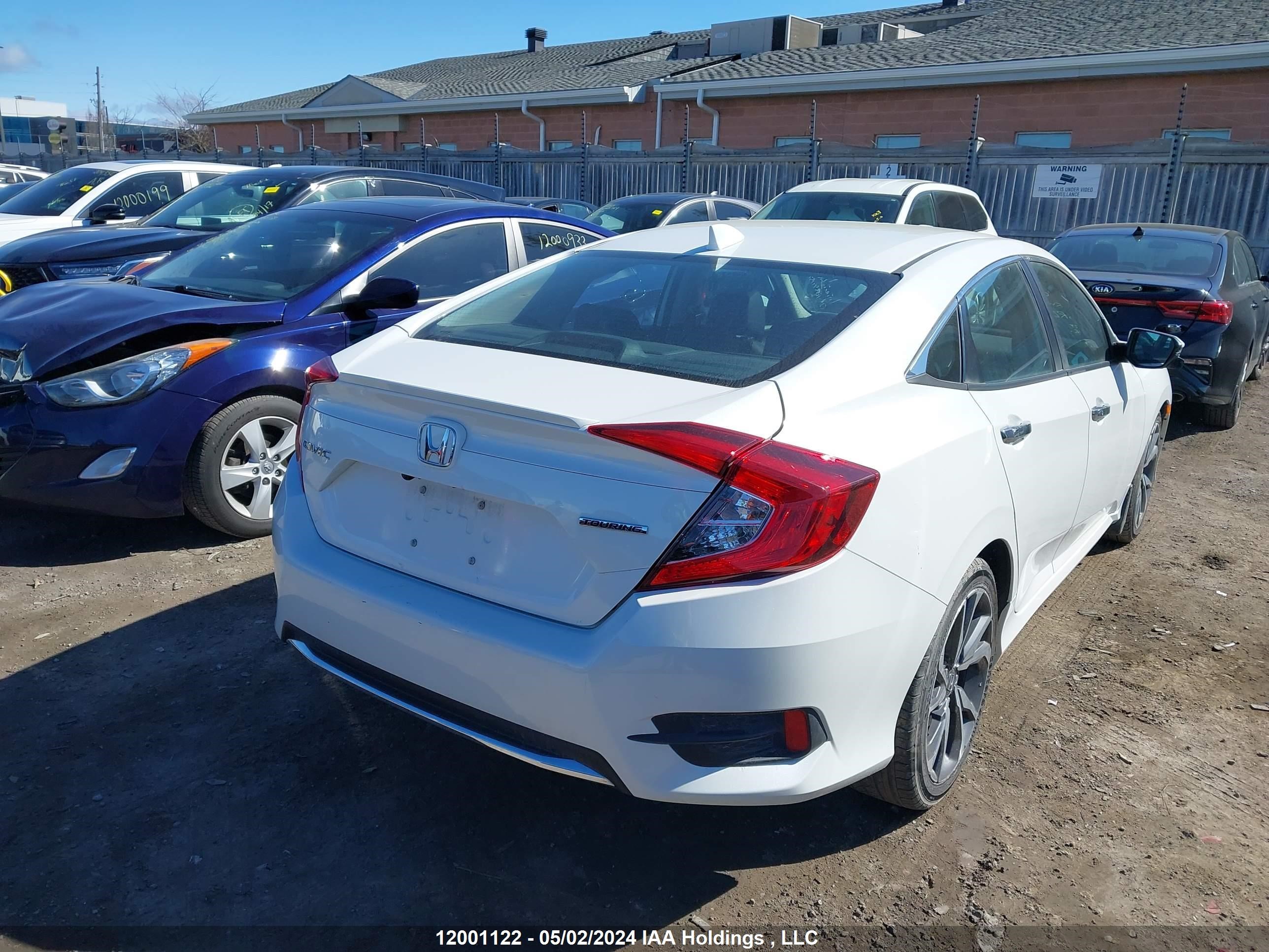 Photo 3 VIN: 2HGFC1F94KH104679 - HONDA CIVIC 