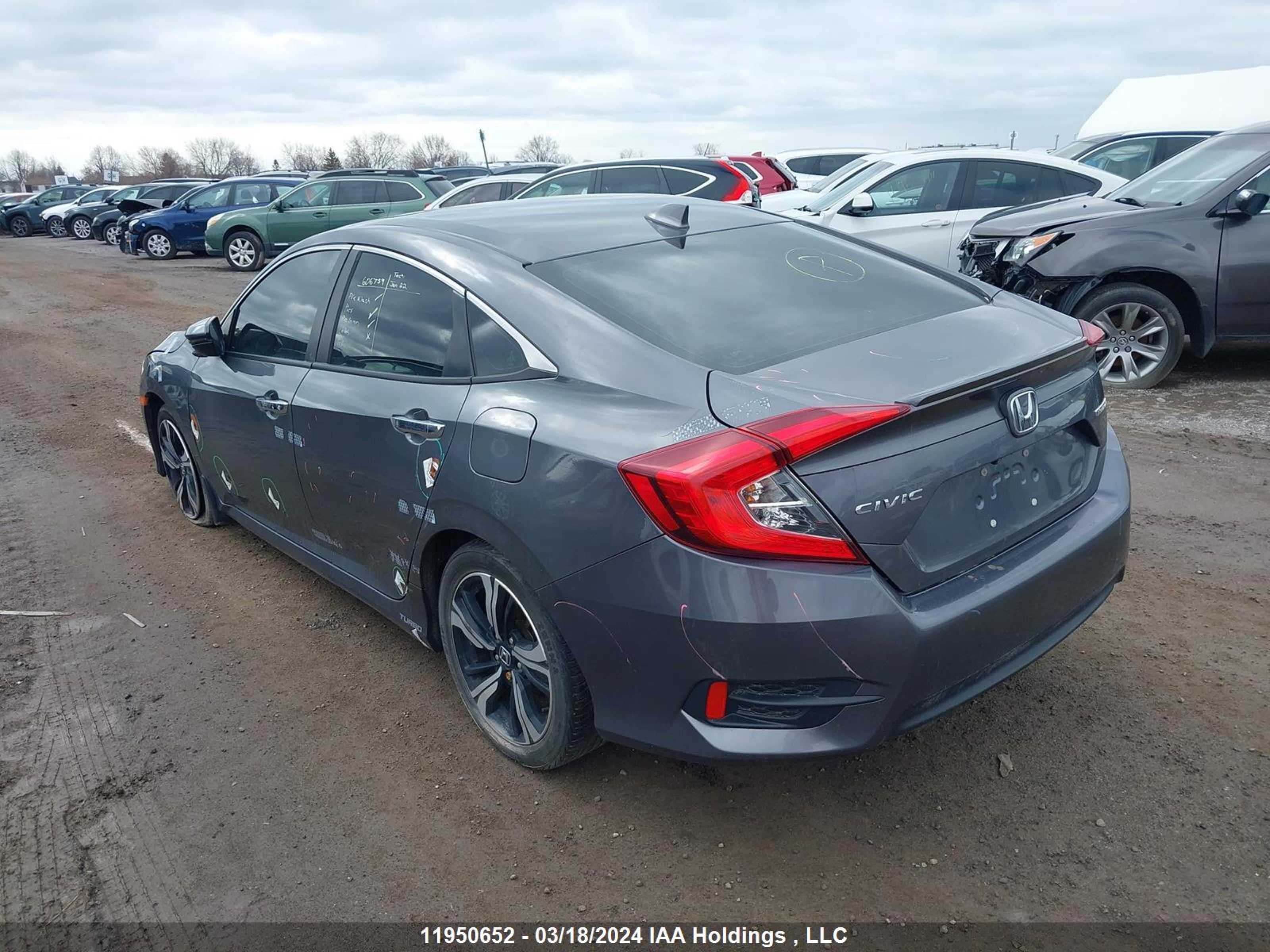 Photo 2 VIN: 2HGFC1F96GH114766 - HONDA CIVIC 