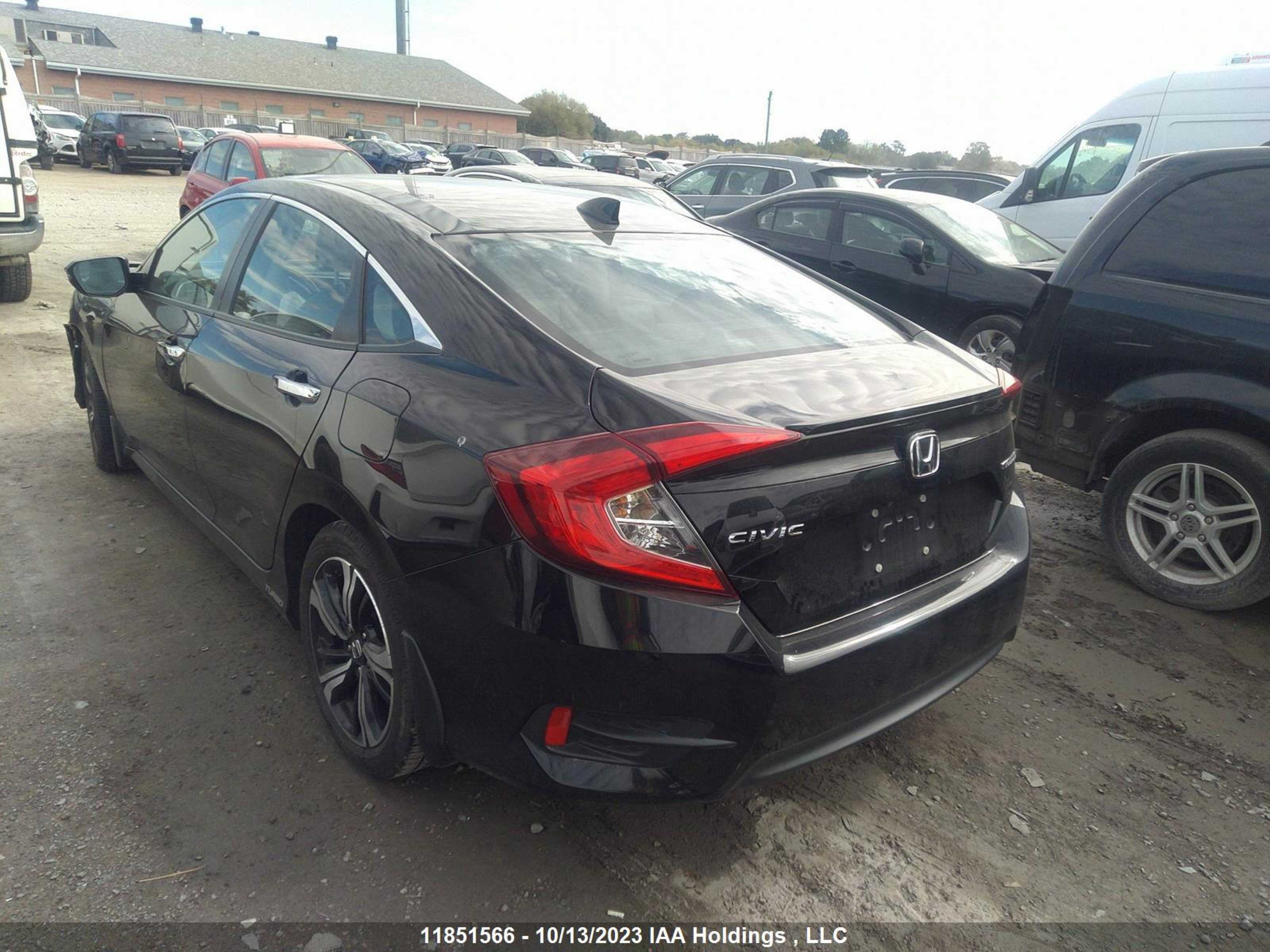 Photo 2 VIN: 2HGFC1F97GH110600 - HONDA CIVIC 