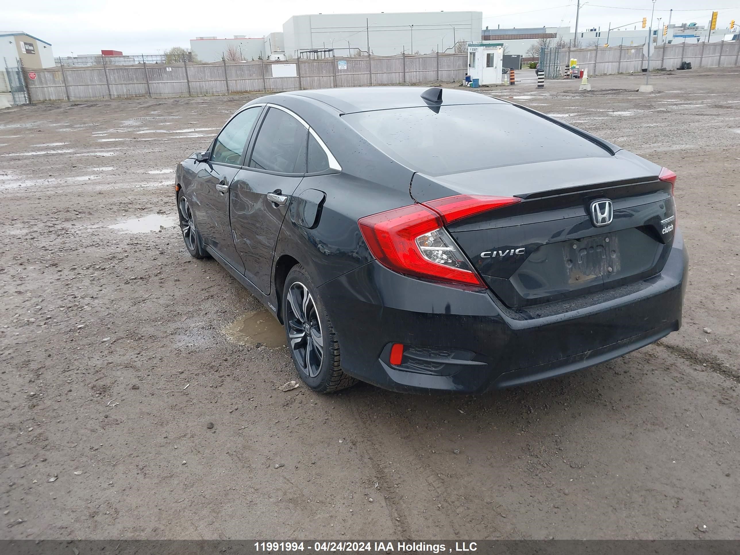 Photo 2 VIN: 2HGFC1F98JH106384 - HONDA CIVIC 