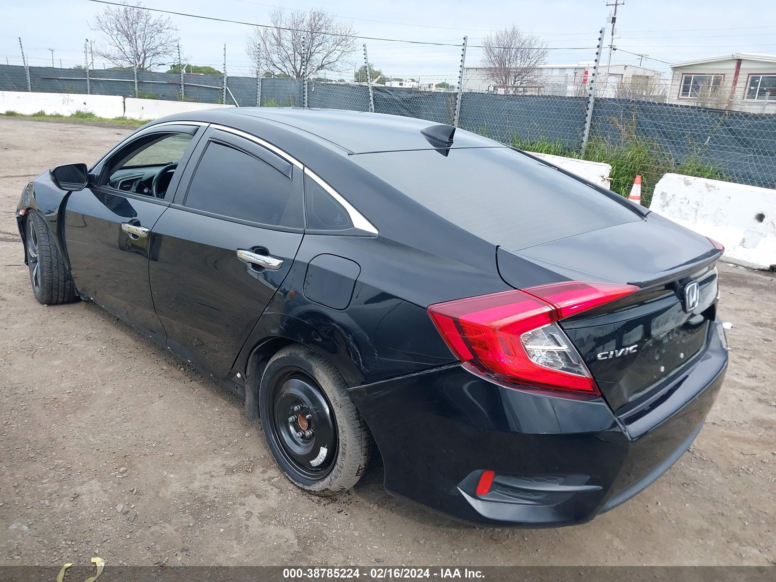 Photo 2 VIN: 2HGFC1F99HH654534 - HONDA CIVIC 