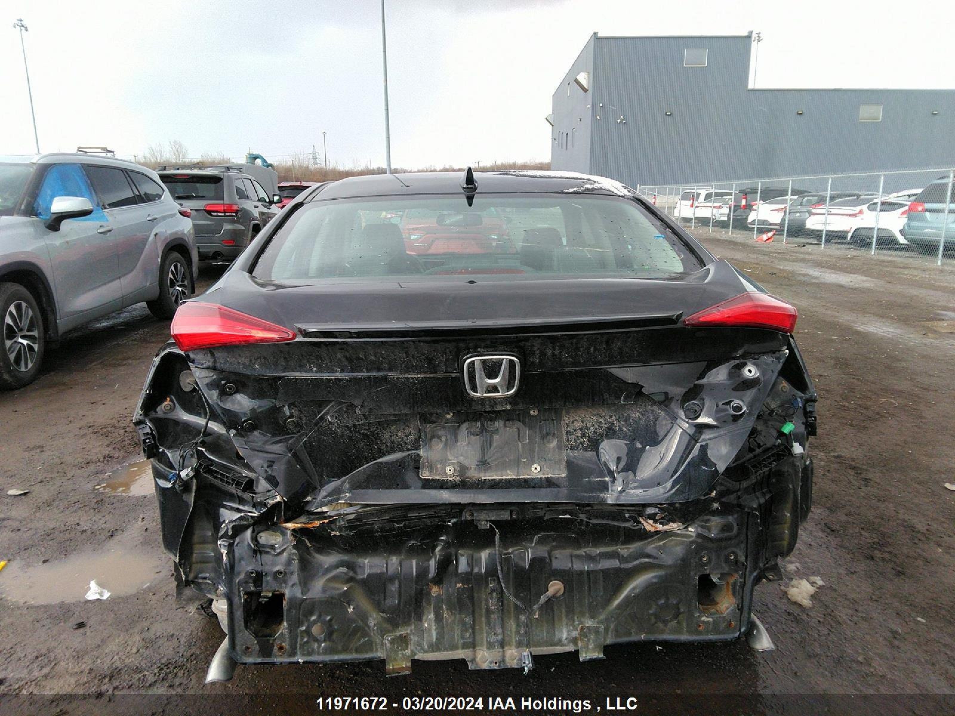 Photo 15 VIN: 2HGFC1F9XHH107773 - HONDA CIVIC 