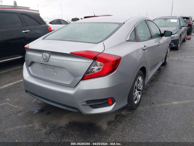 Photo 3 VIN: 2HGFC2E53HH576885 - HONDA CIVIC 