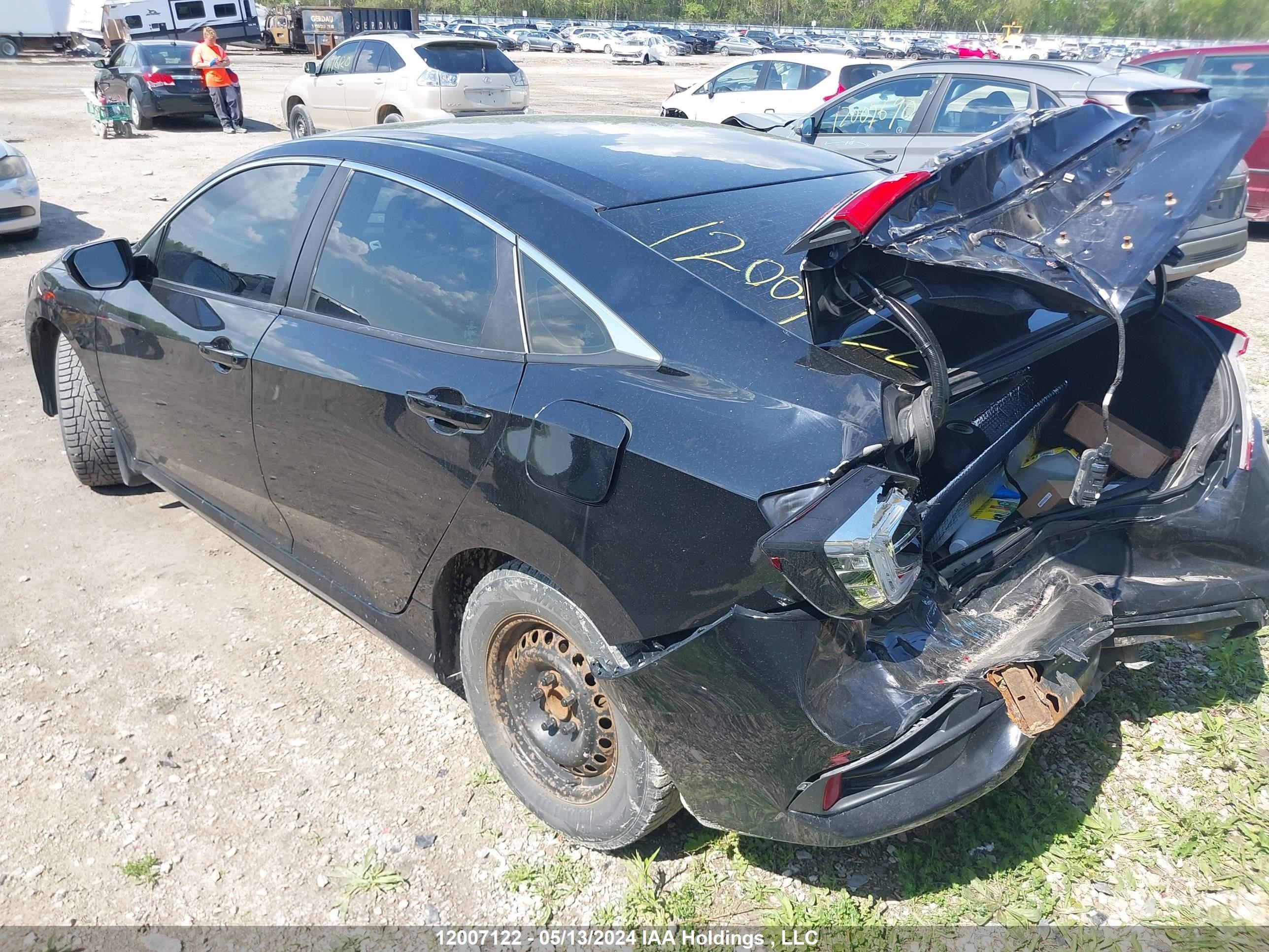 Photo 2 VIN: 2HGFC2E56GH005776 - HONDA CIVIC 