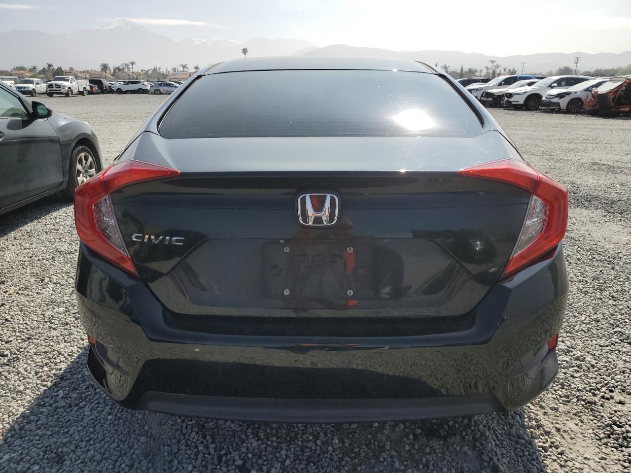 Photo 5 VIN: 2HGFC2F50GH525230 - HONDA CIVIC 