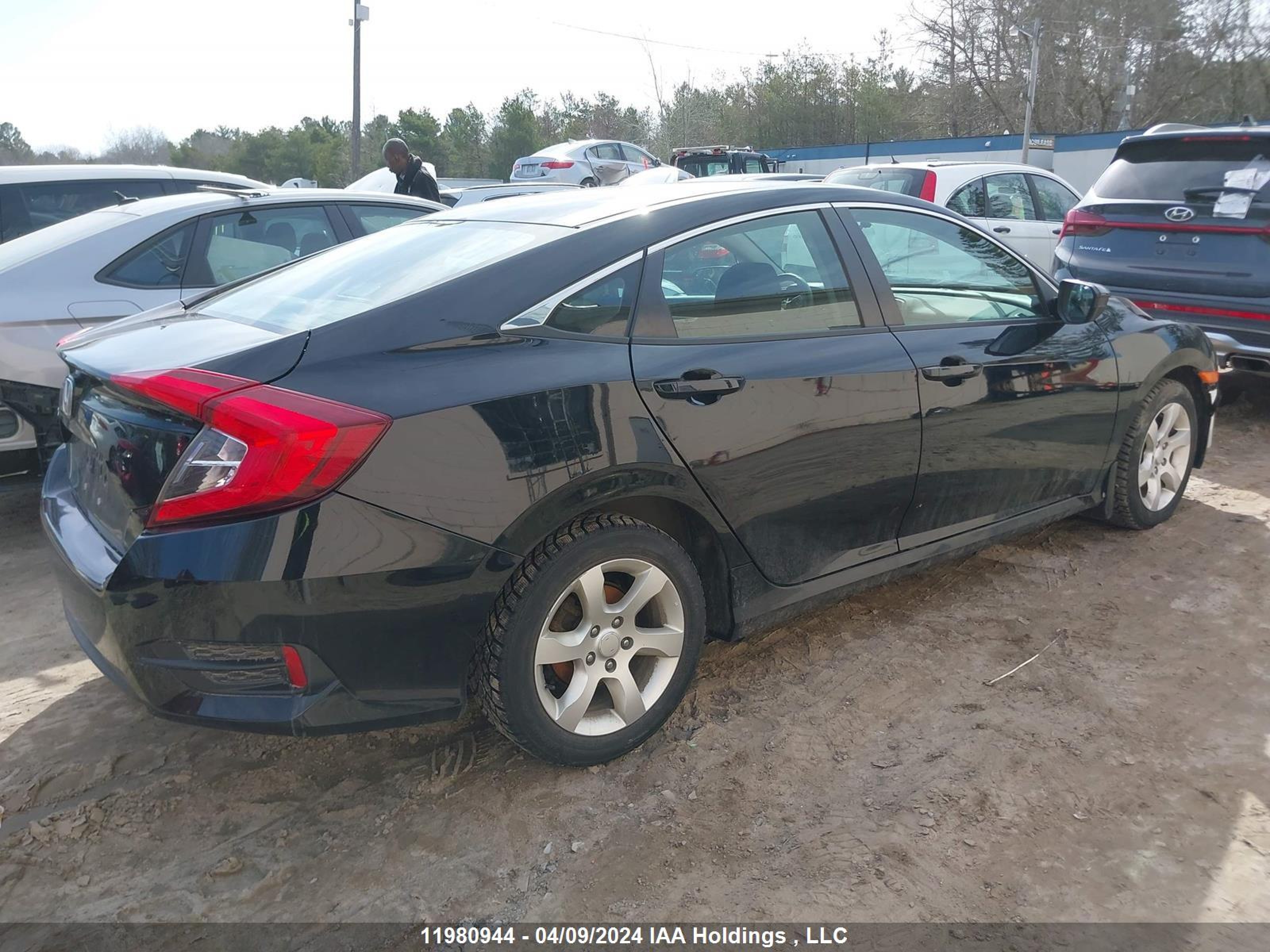 Photo 3 VIN: 2HGFC2F50HH004154 - HONDA CIVIC 