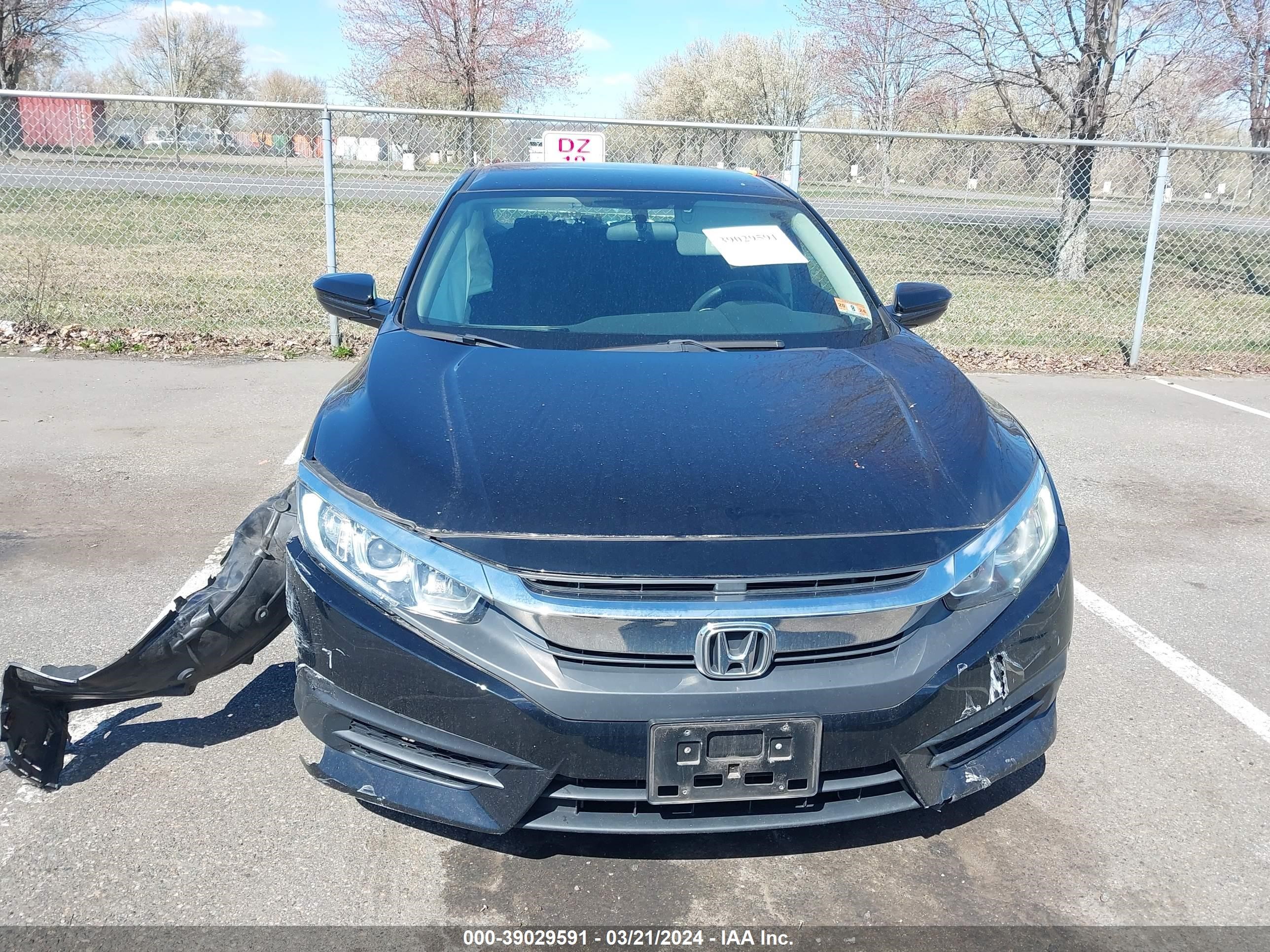 Photo 11 VIN: 2HGFC2F50HH566068 - HONDA CIVIC 