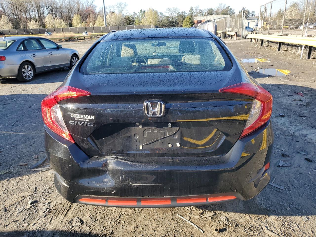 Photo 5 VIN: 2HGFC2F50JH504563 - HONDA CIVIC 