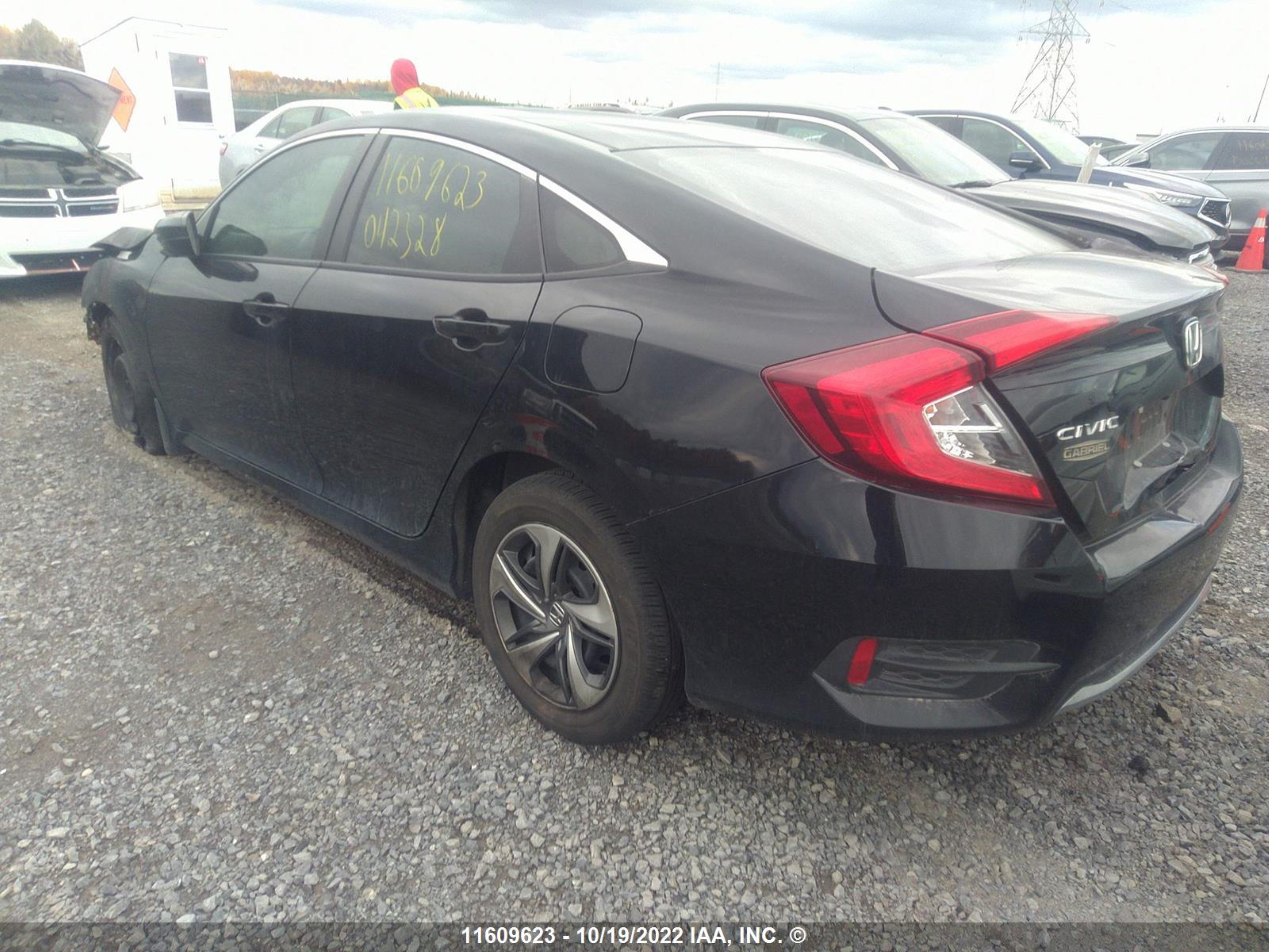 Photo 2 VIN: 2HGFC2F50KH042328 - HONDA CIVIC 