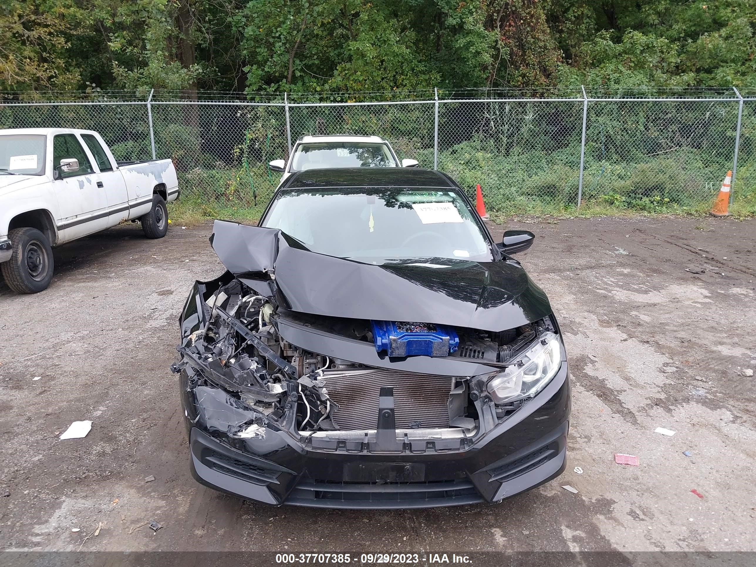 Photo 11 VIN: 2HGFC2F51GH506766 - HONDA CIVIC 