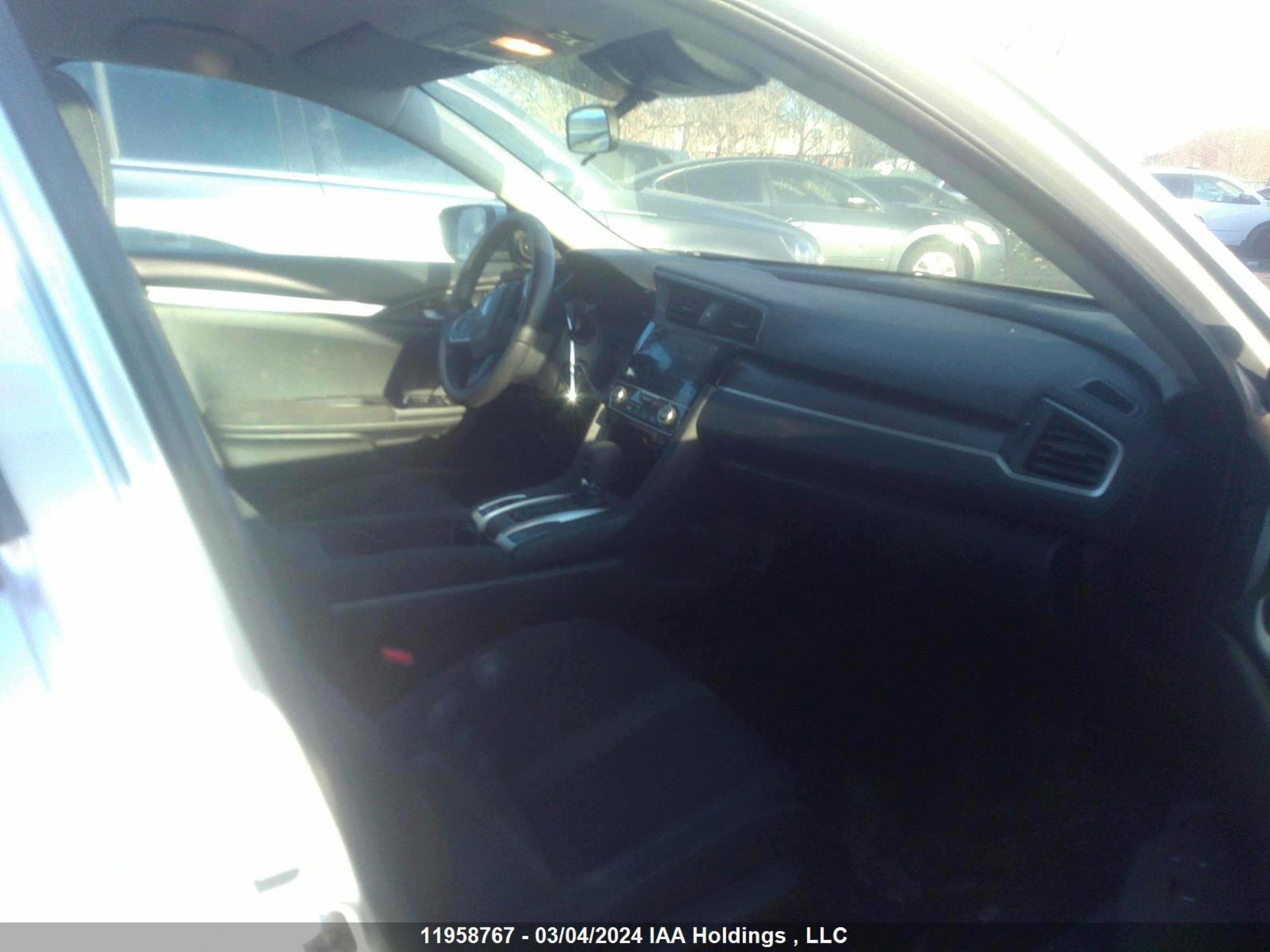 Photo 4 VIN: 2HGFC2F51MH010989 - HONDA CIVIC 