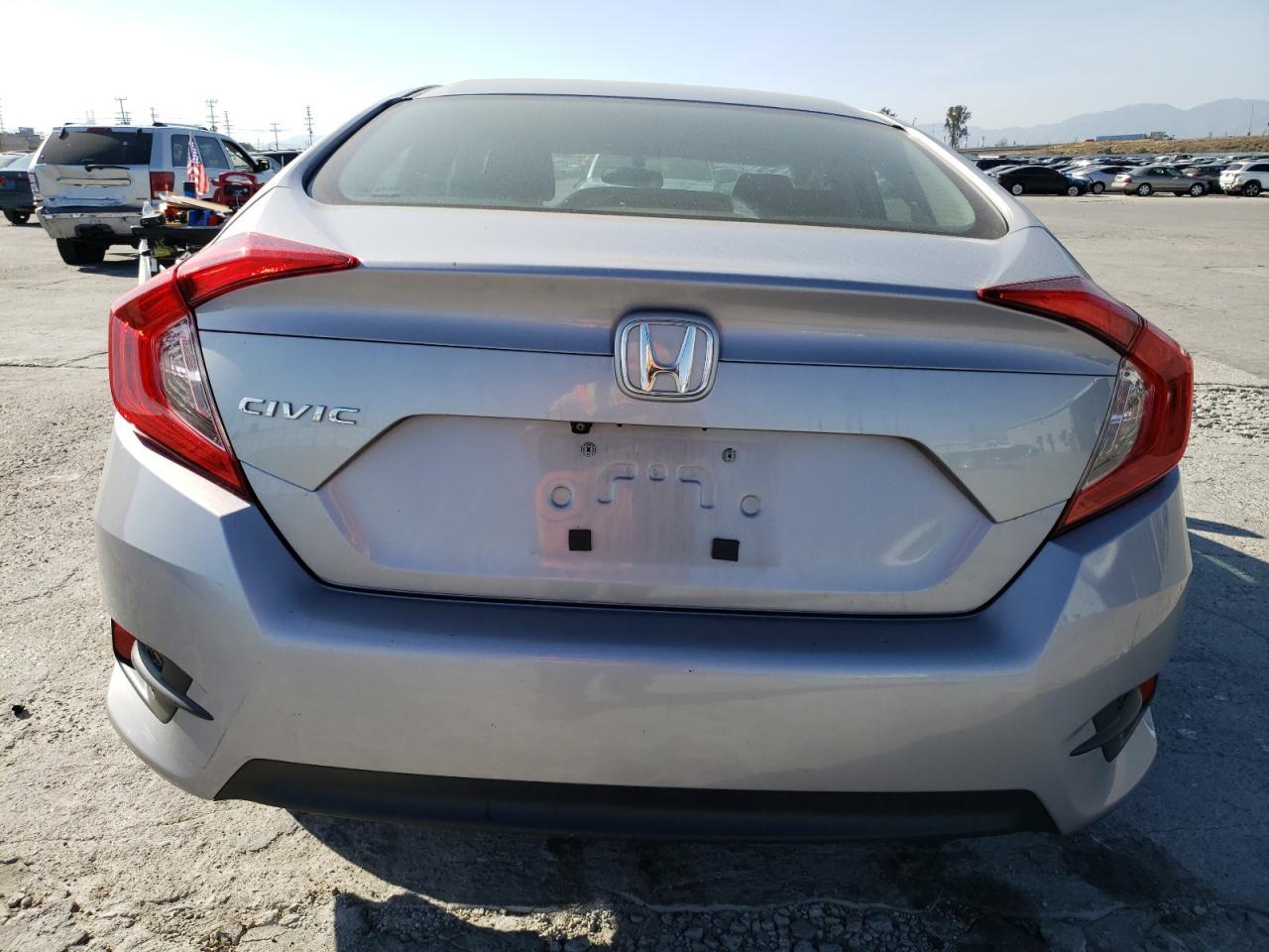 Photo 5 VIN: 2HGFC2F52HH536389 - HONDA CIVIC 