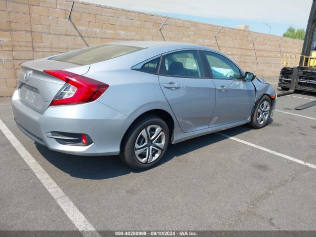 Photo 3 VIN: 2HGFC2F52JH527276 - HONDA CIVIC 