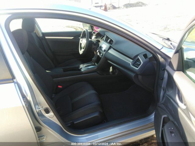 Photo 4 VIN: 2HGFC2F52JH530145 - HONDA CIVIC 