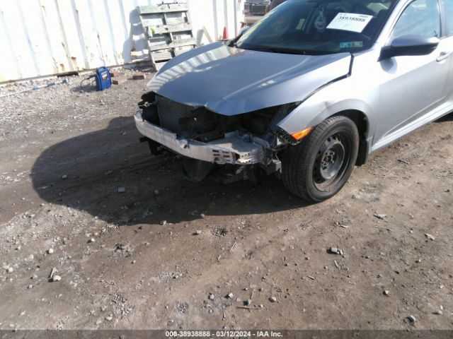 Photo 5 VIN: 2HGFC2F52JH530145 - HONDA CIVIC 