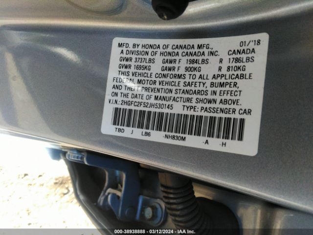 Photo 8 VIN: 2HGFC2F52JH530145 - HONDA CIVIC 