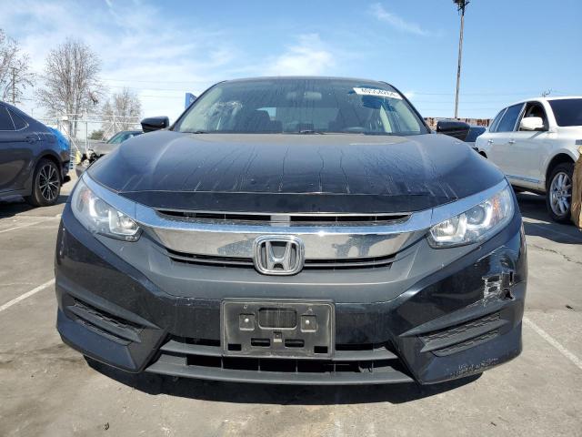 Photo 4 VIN: 2HGFC2F52JH605748 - HONDA CIVIC 