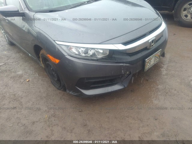 Photo 5 VIN: 2HGFC2F52JH606110 - HONDA CIVIC SEDAN 