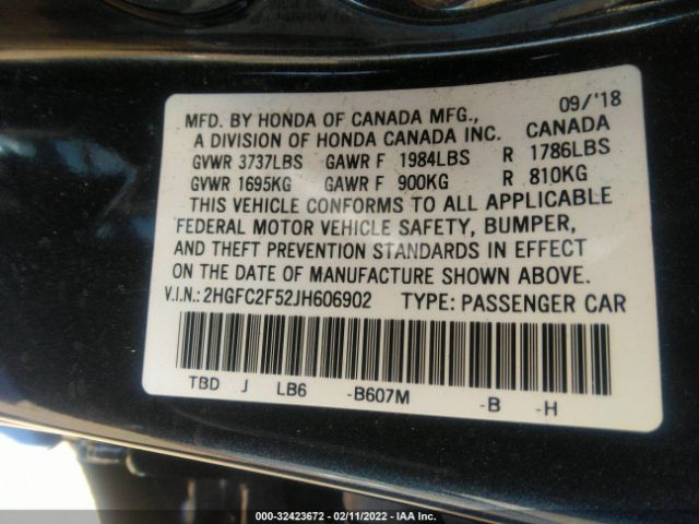 Photo 8 VIN: 2HGFC2F52JH606902 - HONDA CIVIC SEDAN 