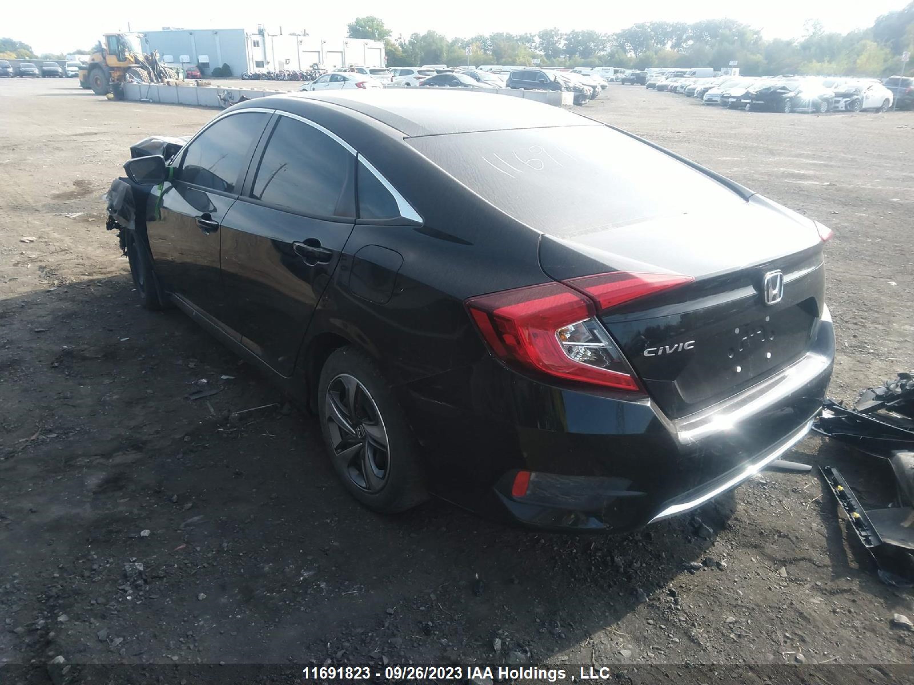 Photo 2 VIN: 2HGFC2F52KH007130 - HONDA CIVIC 