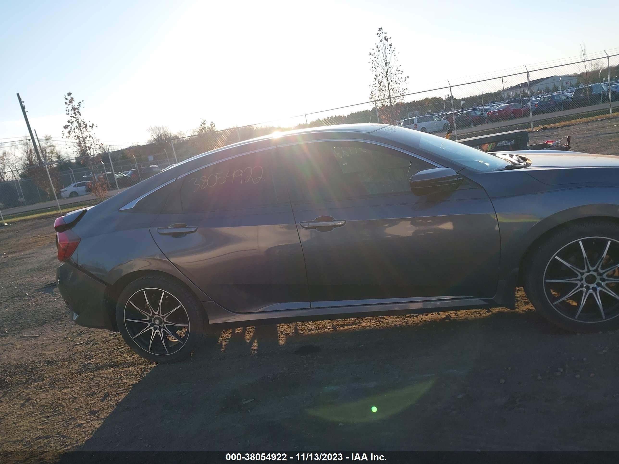 Photo 12 VIN: 2HGFC2F53GH518708 - HONDA CIVIC 