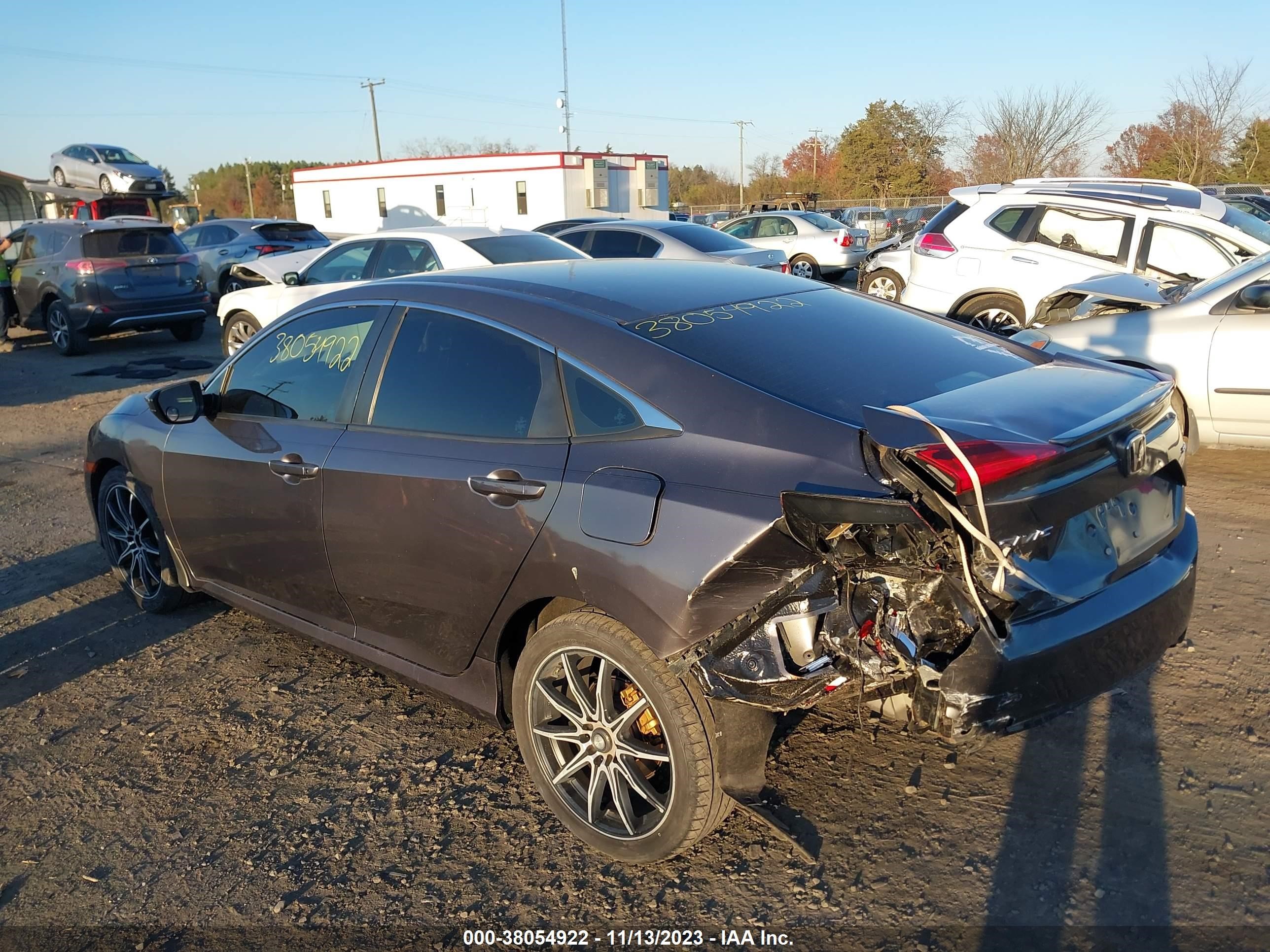 Photo 2 VIN: 2HGFC2F53GH518708 - HONDA CIVIC 