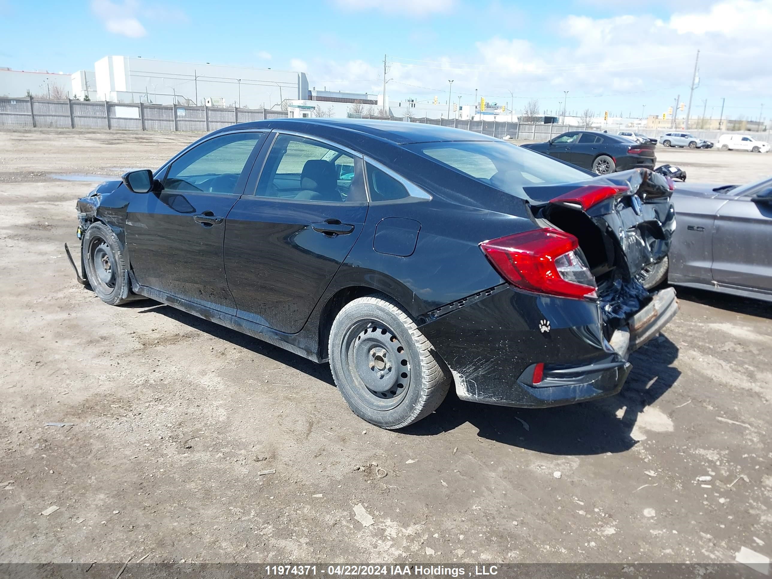 Photo 2 VIN: 2HGFC2F53JH000508 - HONDA CIVIC 