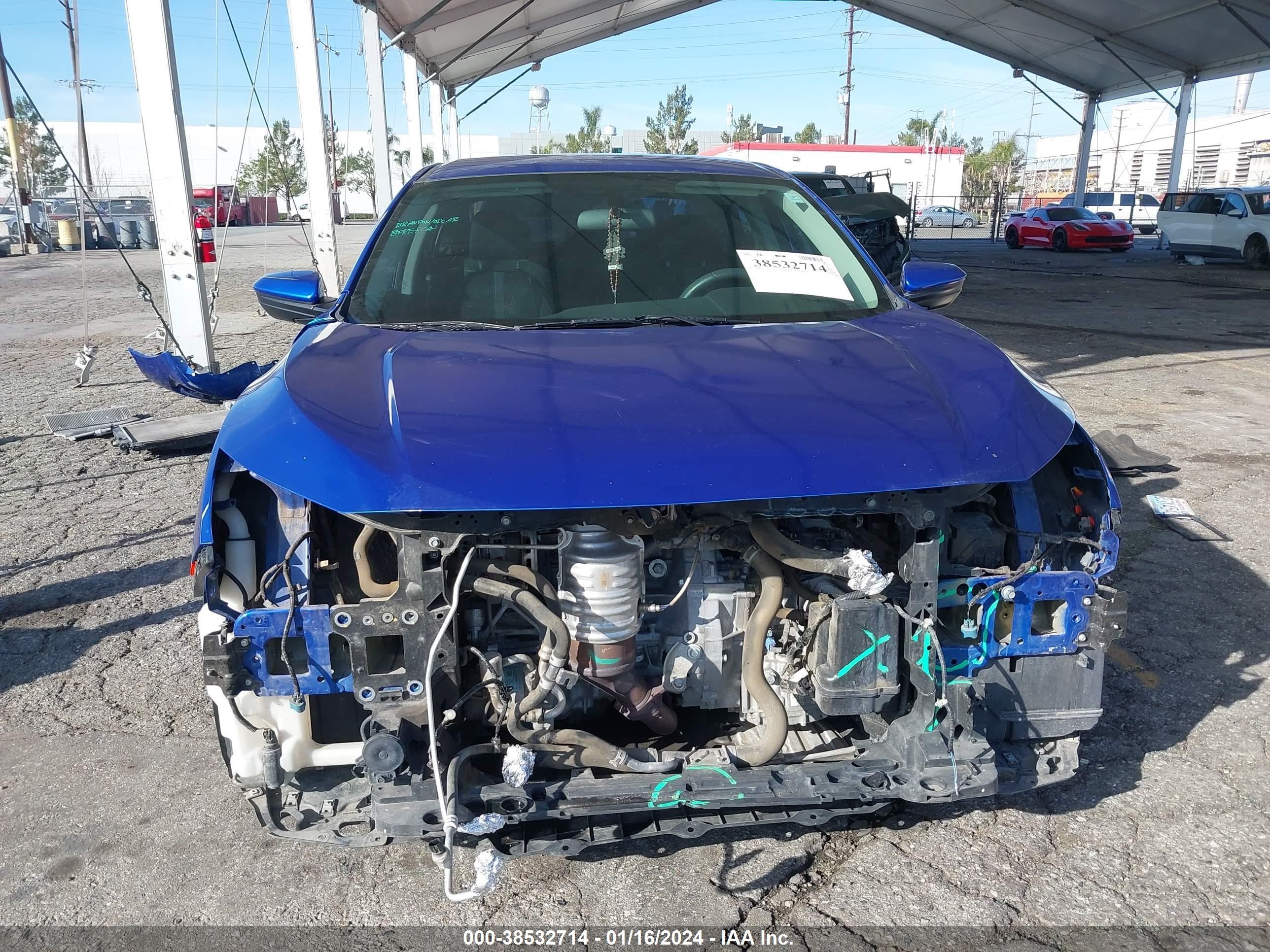 Photo 5 VIN: 2HGFC2F53JH607542 - HONDA CIVIC 