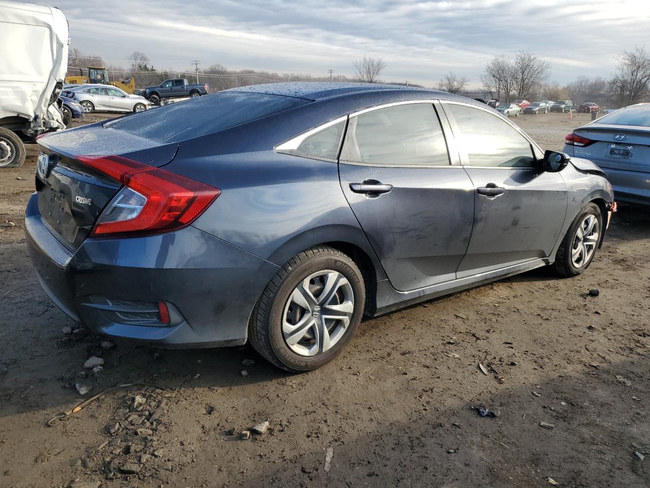 Photo 2 VIN: 2HGFC2F55HH523488 - HONDA CIVIC 