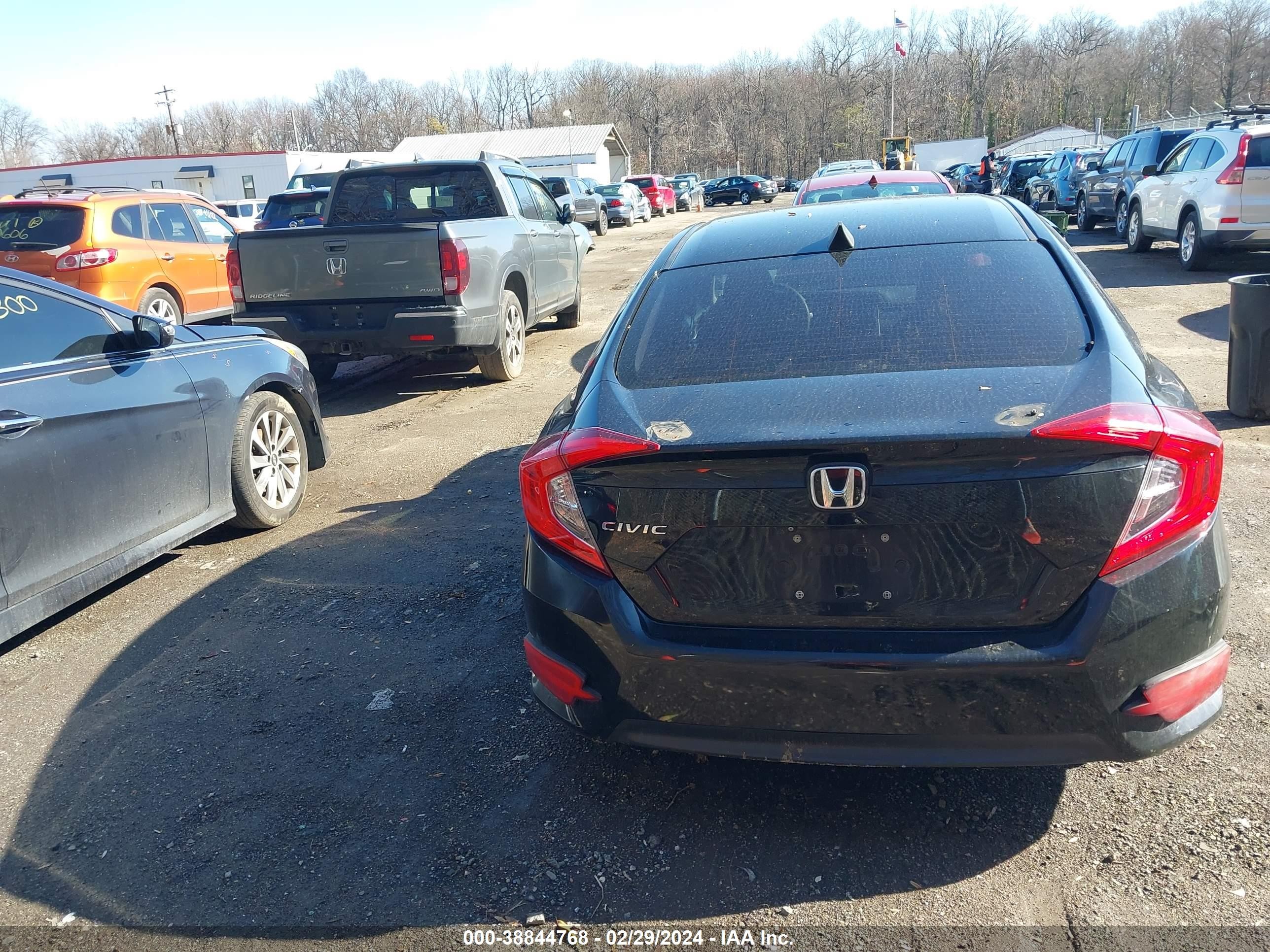 Photo 16 VIN: 2HGFC2F55HH576689 - HONDA CIVIC 