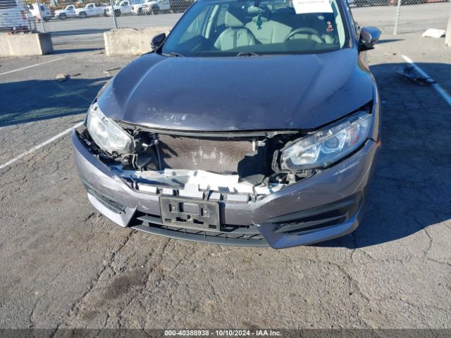 Photo 5 VIN: 2HGFC2F55JH537137 - HONDA CIVIC 