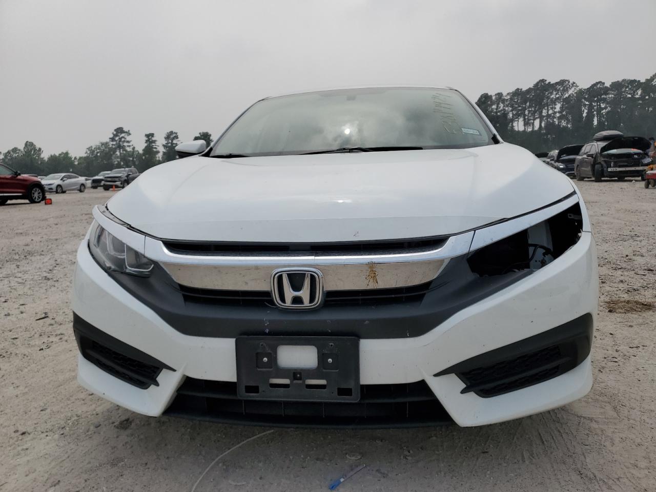 Photo 4 VIN: 2HGFC2F55JH578559 - HONDA CIVIC 