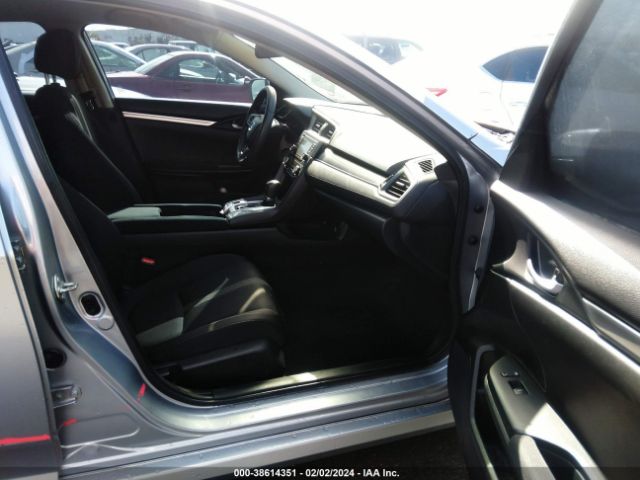 Photo 4 VIN: 2HGFC2F55JH607932 - HONDA CIVIC 