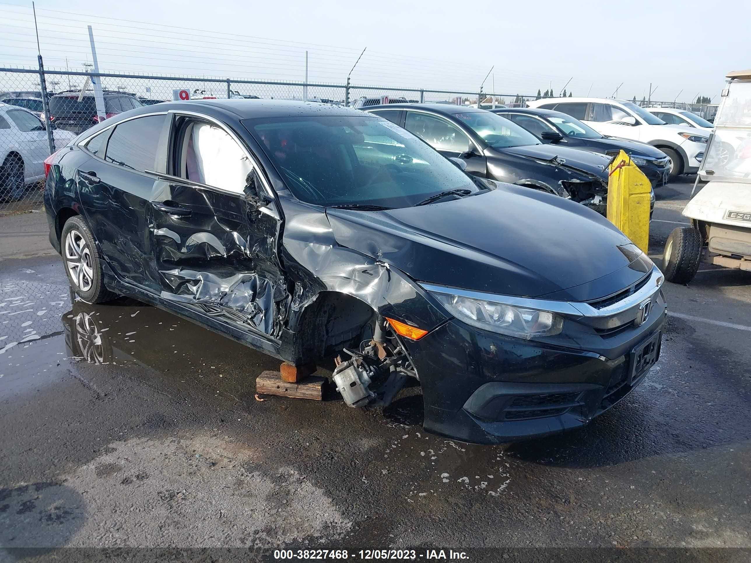 Photo 0 VIN: 2HGFC2F56HH504240 - HONDA CIVIC 