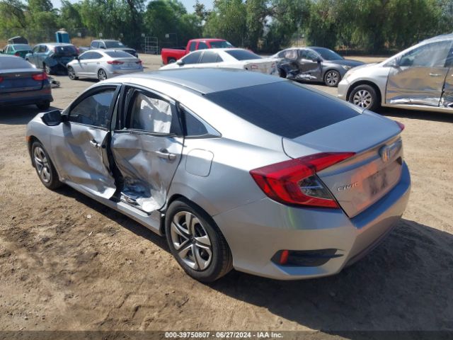 Photo 2 VIN: 2HGFC2F56JH557235 - HONDA CIVIC 