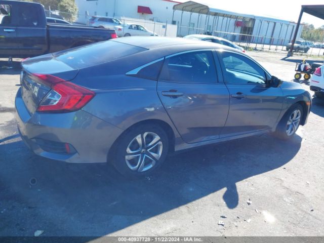 Photo 3 VIN: 2HGFC2F56JH602884 - HONDA CIVIC 