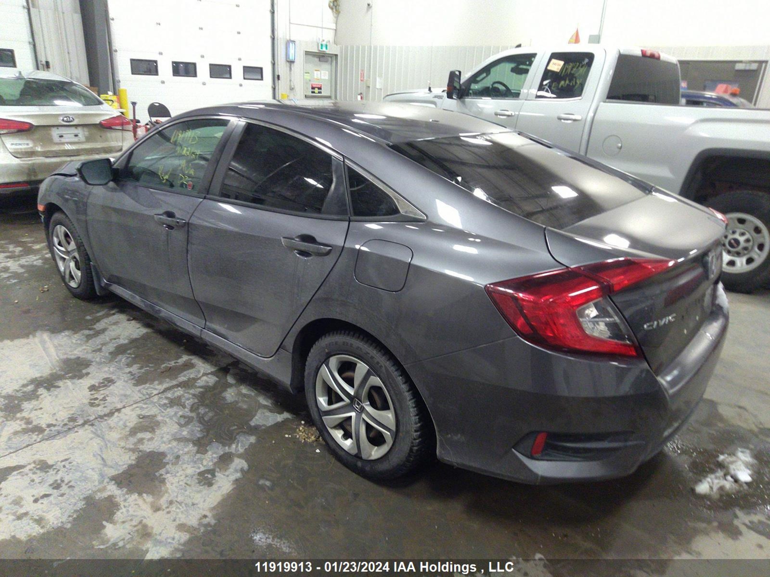 Photo 2 VIN: 2HGFC2F57GH000343 - HONDA CIVIC 