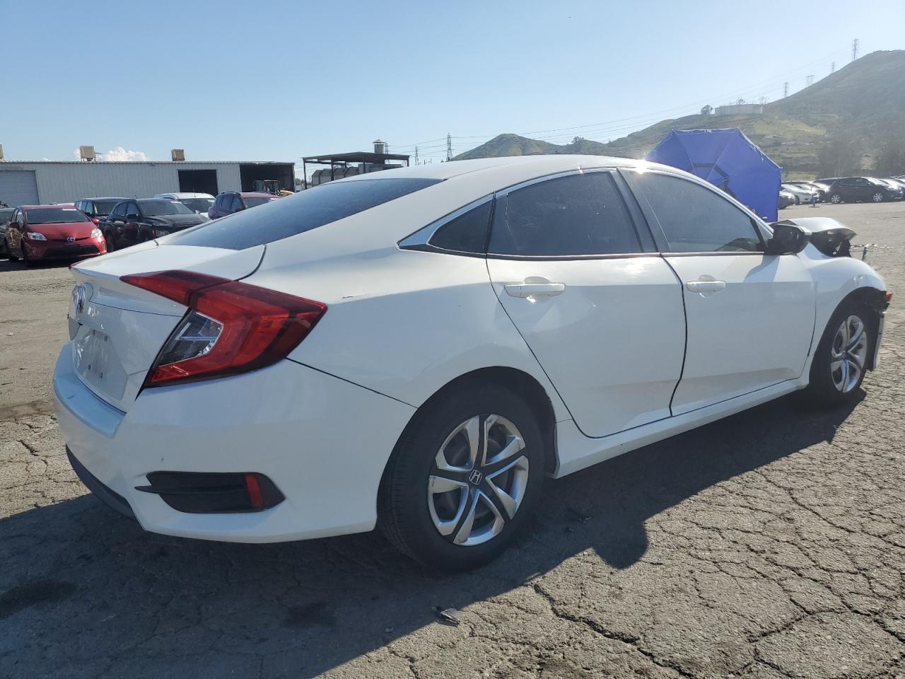 Photo 2 VIN: 2HGFC2F57GH560511 - HONDA CIVIC 