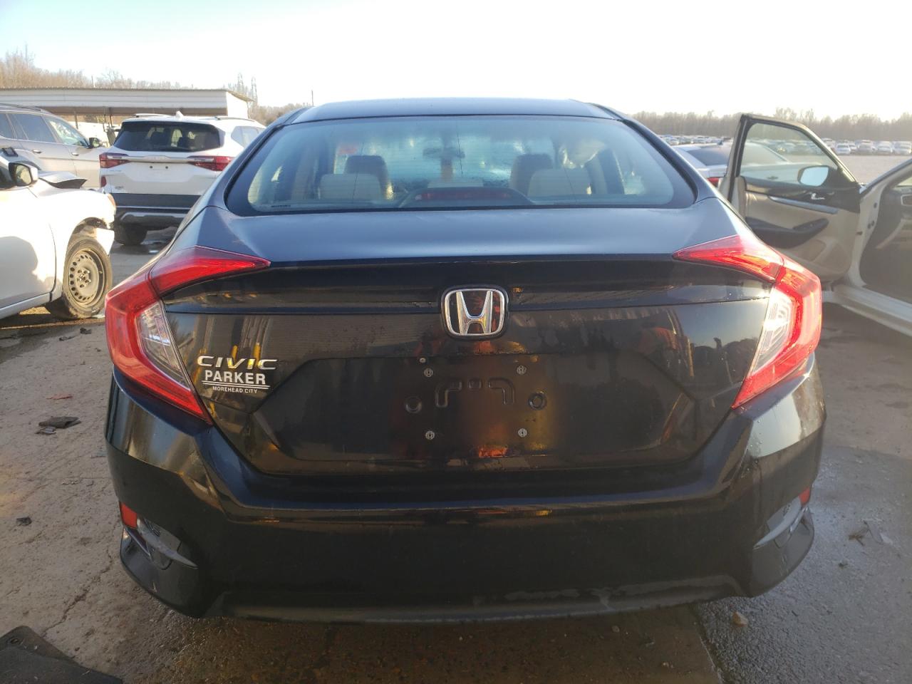 Photo 5 VIN: 2HGFC2F57HH564415 - HONDA CIVIC 