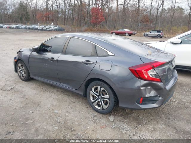 Photo 2 VIN: 2HGFC2F57JH508979 - HONDA CIVIC SEDAN 