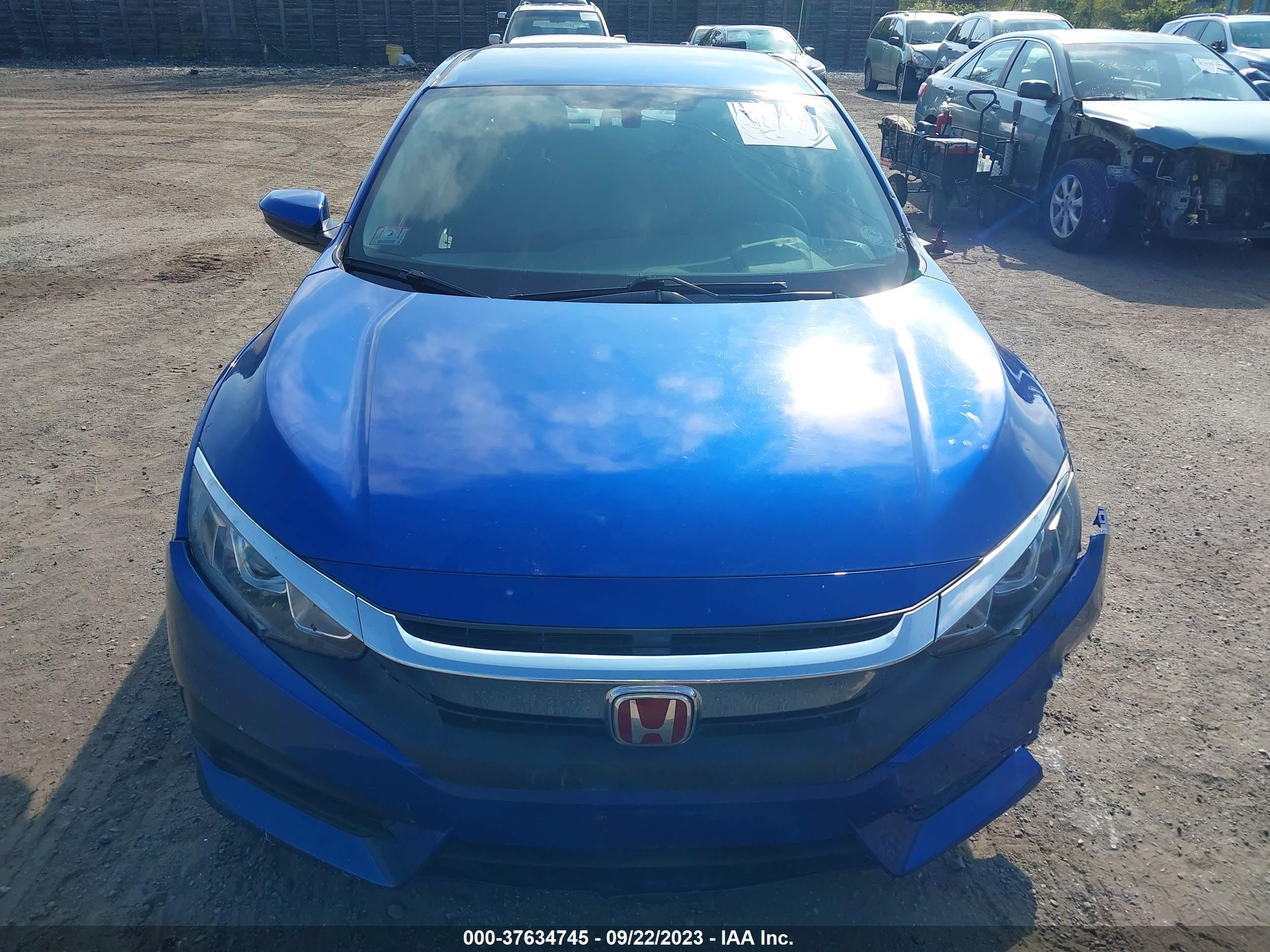 Photo 11 VIN: 2HGFC2F57JH579079 - HONDA CIVIC 