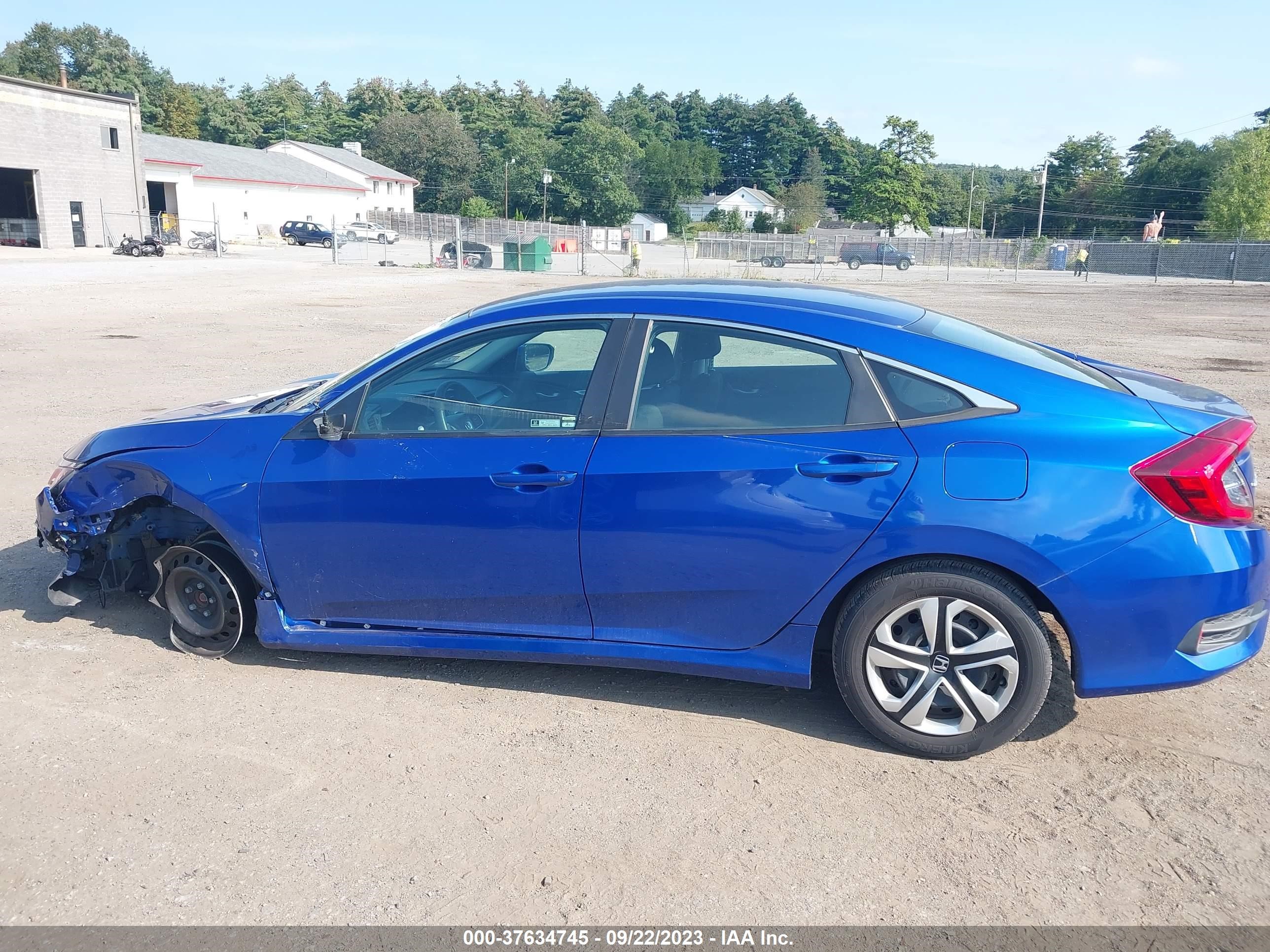 Photo 13 VIN: 2HGFC2F57JH579079 - HONDA CIVIC 