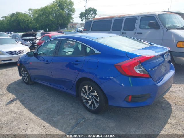 Photo 2 VIN: 2HGFC2F57JH585142 - HONDA CIVIC 