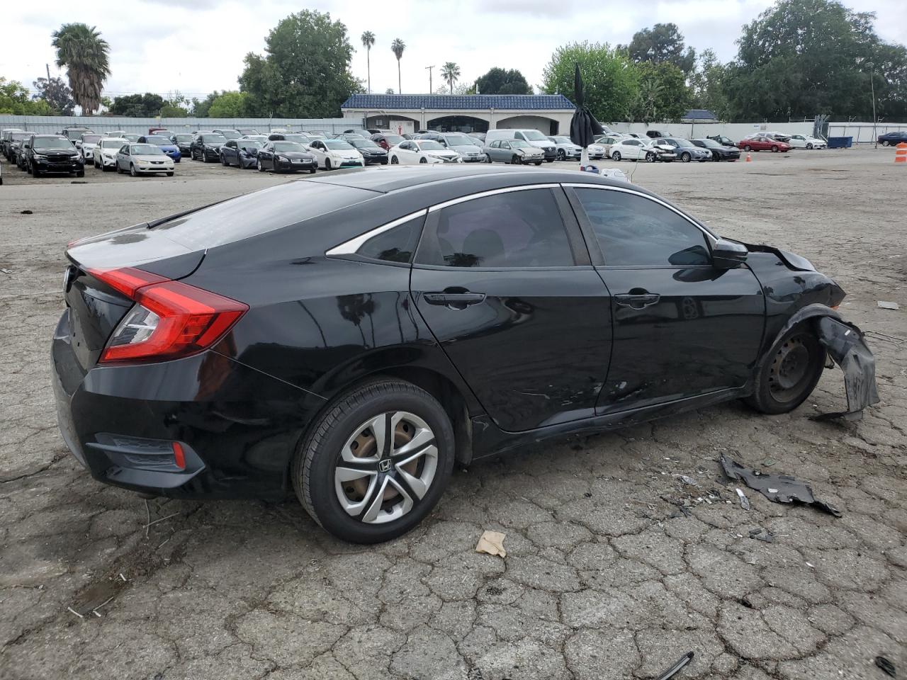 Photo 2 VIN: 2HGFC2F58GH519255 - HONDA CIVIC 