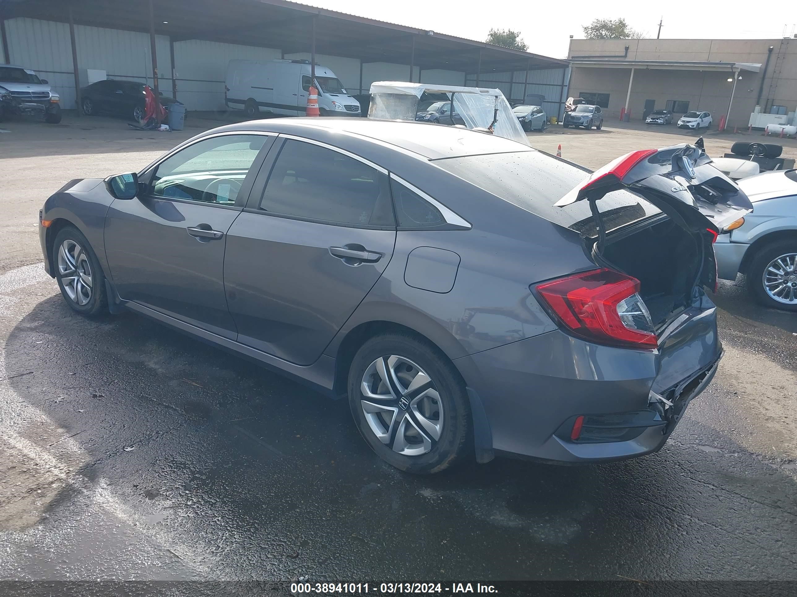 Photo 2 VIN: 2HGFC2F58GH522611 - HONDA CIVIC 