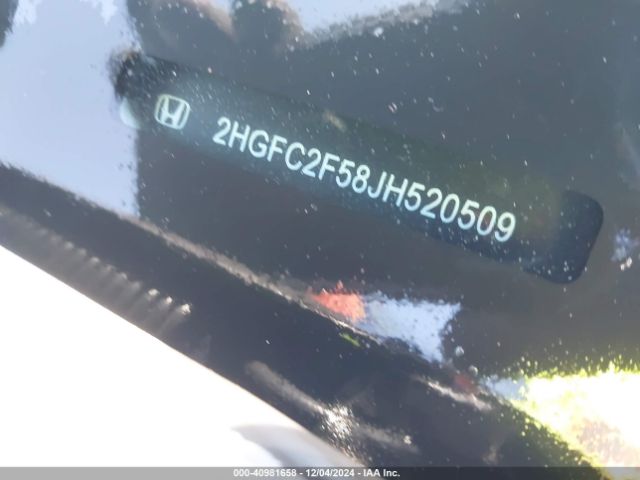 Photo 8 VIN: 2HGFC2F58JH520509 - HONDA CIVIC 