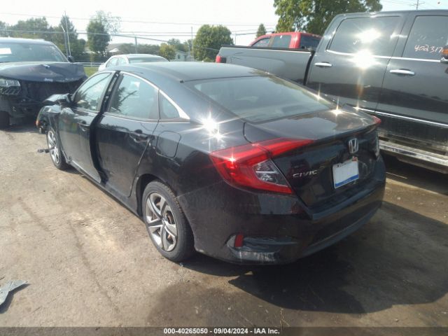 Photo 2 VIN: 2HGFC2F58JH558354 - HONDA CIVIC 