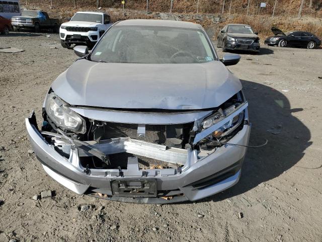 Photo 4 VIN: 2HGFC2F58JH584811 - HONDA CIVIC LX 