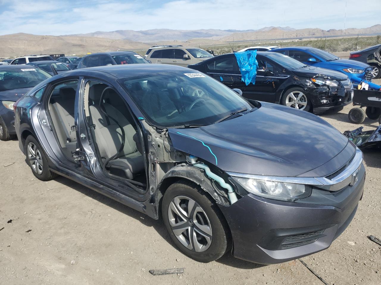 Photo 3 VIN: 2HGFC2F58JH602319 - HONDA CIVIC 